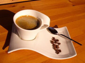 Kaffeetasse 1 Dose Instant Kaffee BEVITA, 250g