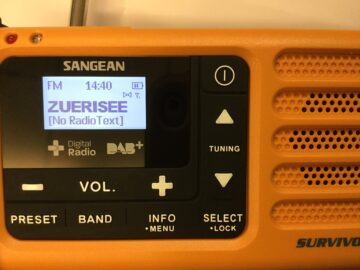 DAB-Kurbelradio Radio Survivor DAB+, yellow