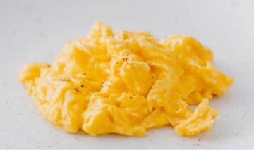 100 servings - Scrambled Eggs